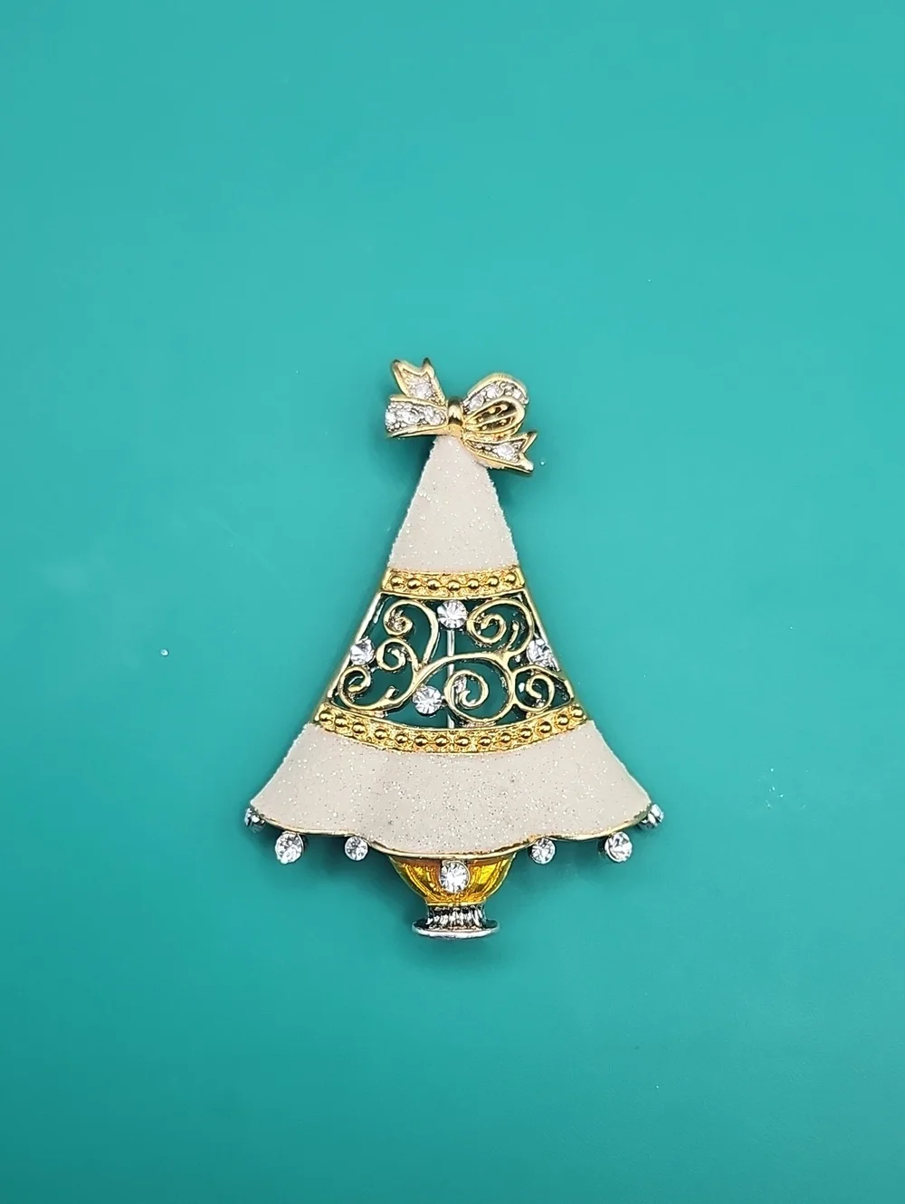 Gold and White Crystal Christmas Tree Brooch
